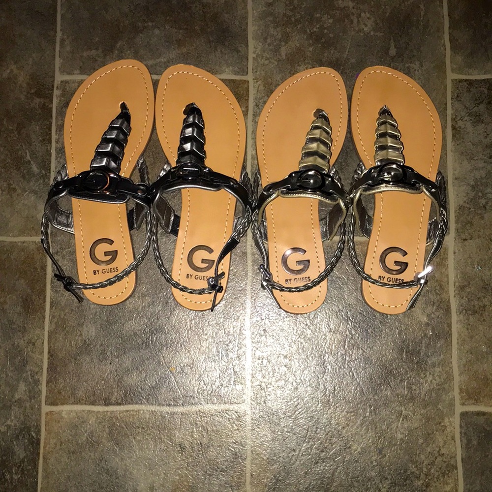 2 pair of Guess thong sandals 7